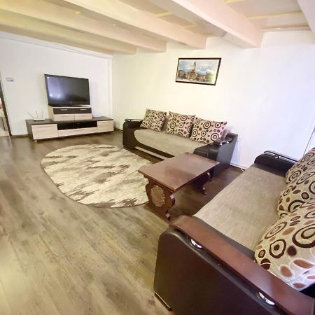 Sauna Apartament Μπρασόβ Εξωτερικό φωτογραφία