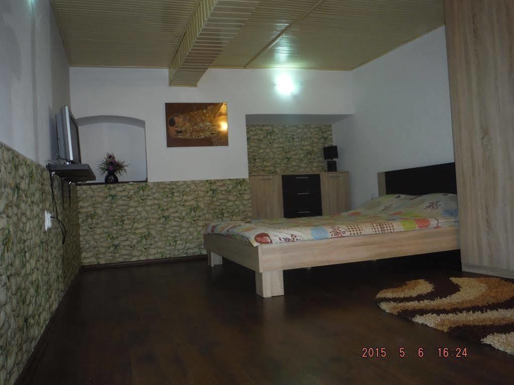 Sauna Apartament Μπρασόβ Εξωτερικό φωτογραφία